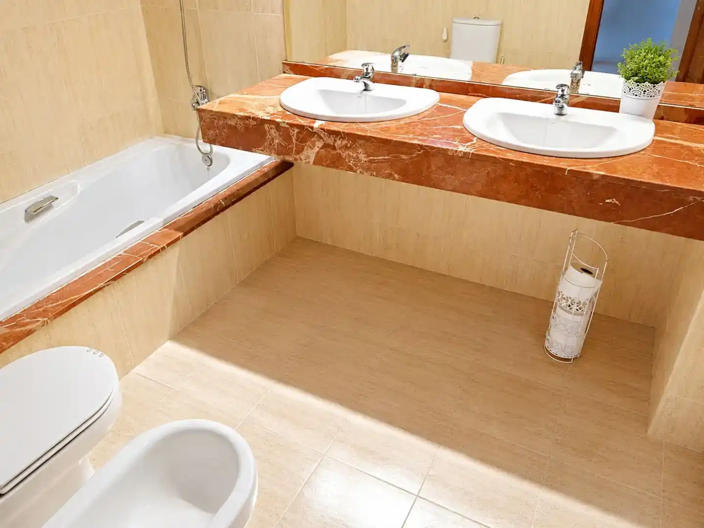 Baño de Piso en venta en Jaca con Aire acondicionado y Piscina