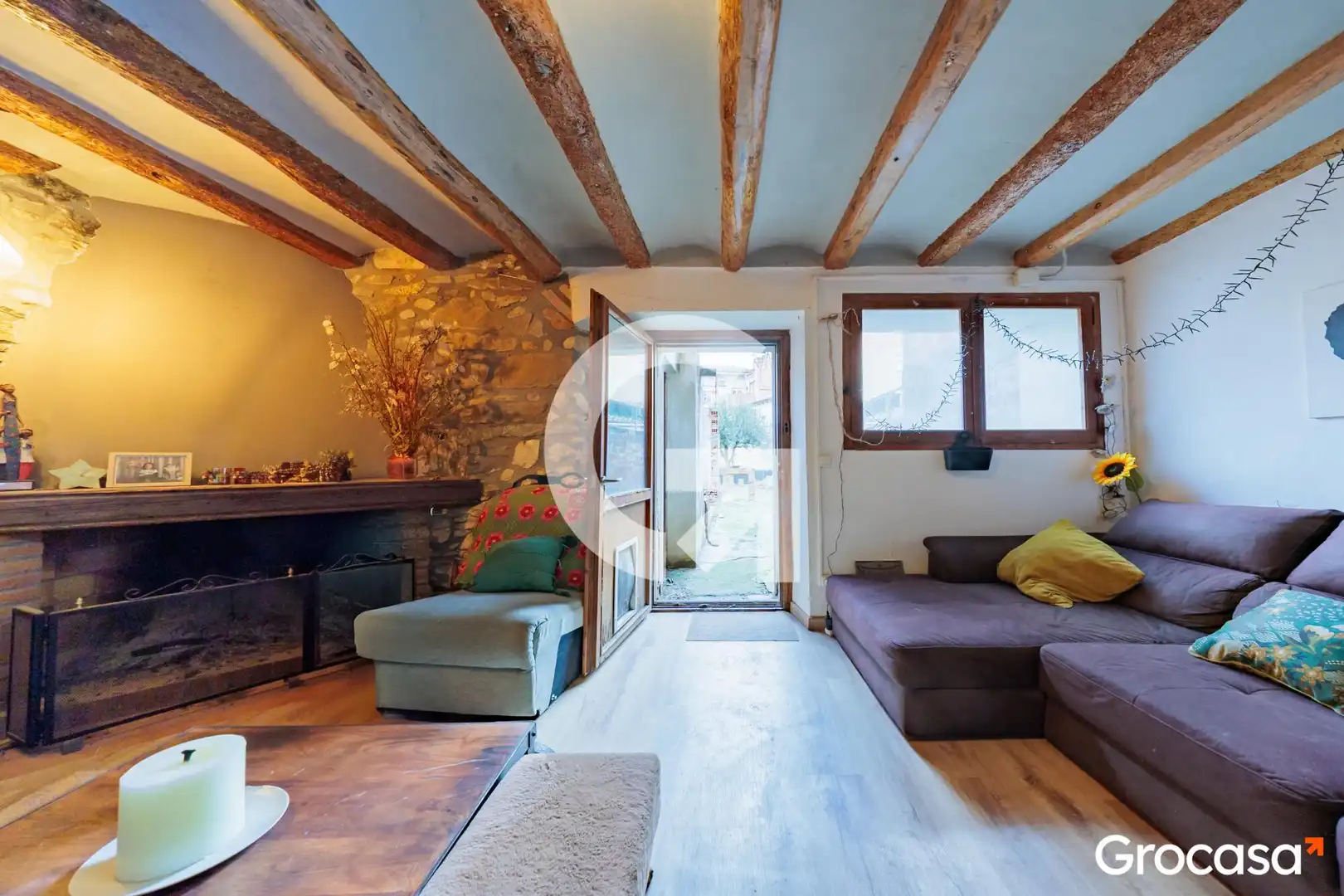 Sala d'estar de Casa o xalet en venda en Vimbodí i Poblet amb Aire condicionat, Calefacció i Jardí privat