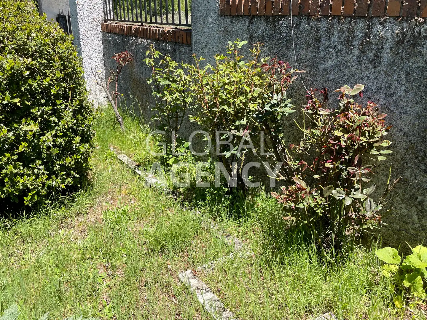 Haus oder Chalet zum Verkauf in Herradón de Pinares mit Heizung, Privatgarten und Terrasse