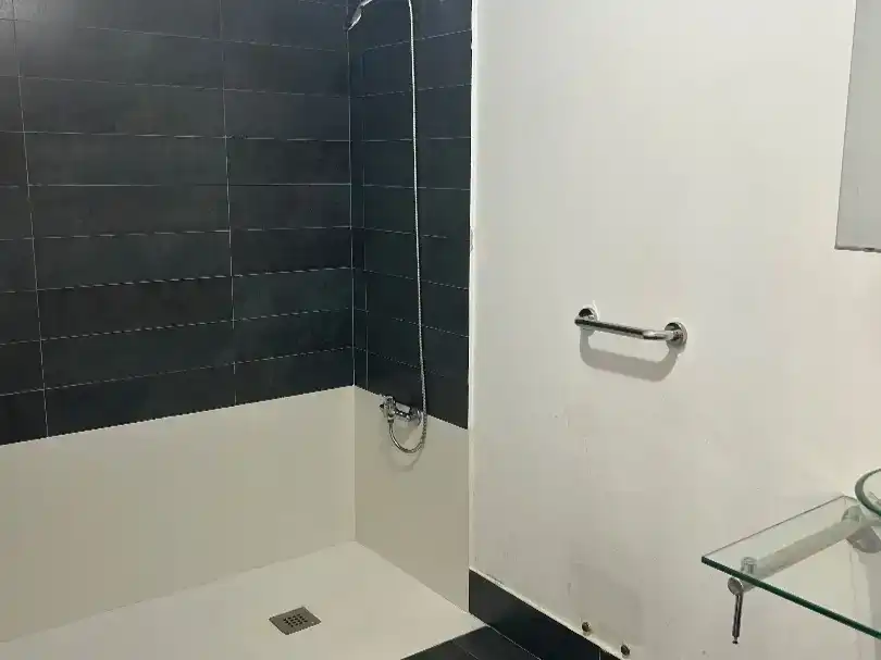 Bany de Pis en venda en Mairena del Aljarafe amb Aire condicionat