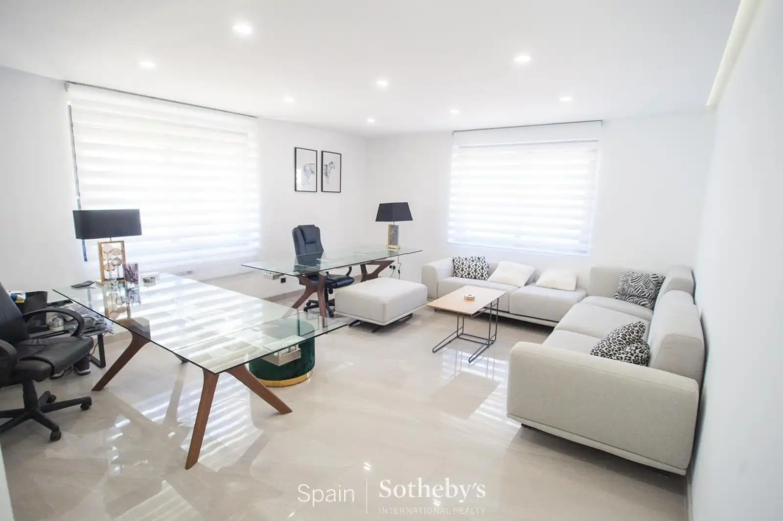 Houses for sale in Calle del Caballo, Somosaguas