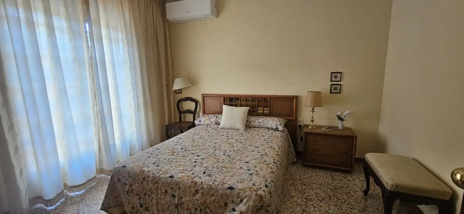 Habitación de Casa o chalet en venta en Corbera de Llobregat con Aire acondicionado, Calefacción y Terraza