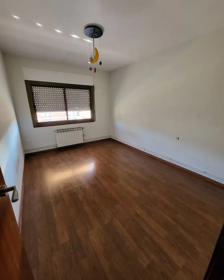 Bedroom of Flat for rent in Sabadell  with Air Conditioner, Heating and Parquet flooring