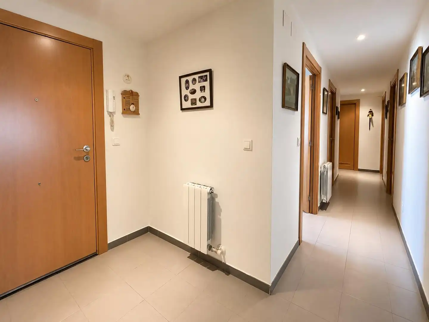 Wohnung zum Verkauf in Zuera mit Heizung, Möbliert und Ofen