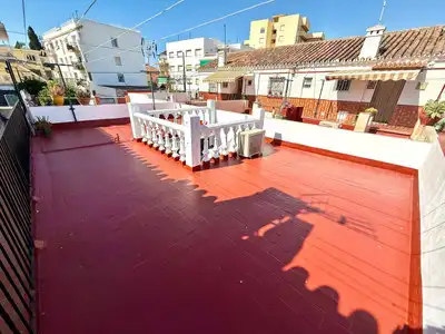 Casa aparellada en venda a Centro ciudad, imagen 2