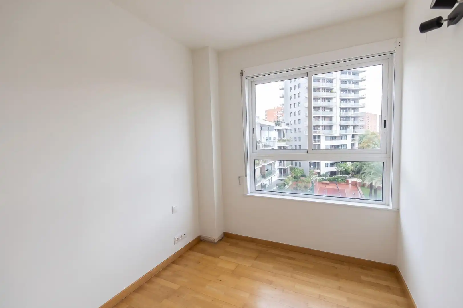 Flat with terrace for sale in Sant Martí, imagen 13