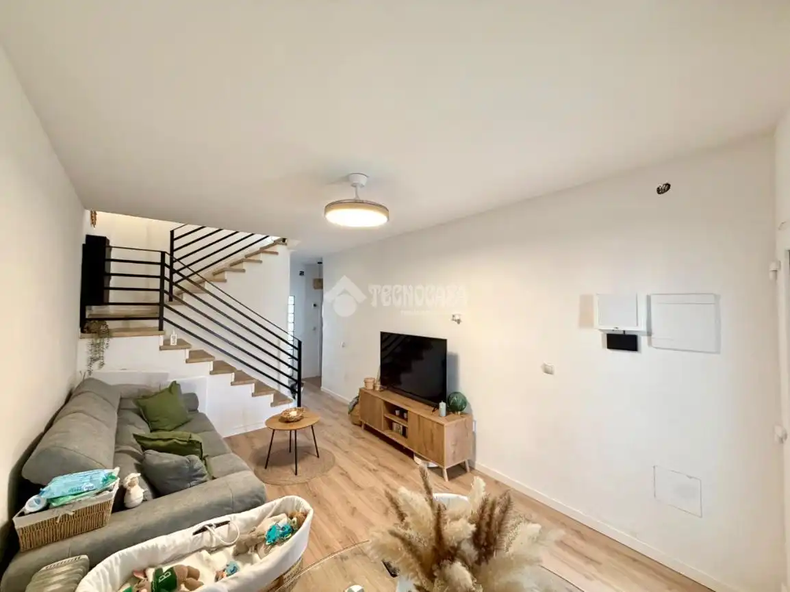 Sala de estar de Casa adosada en venta en Arganda del Rey con Calefacción y Terraza