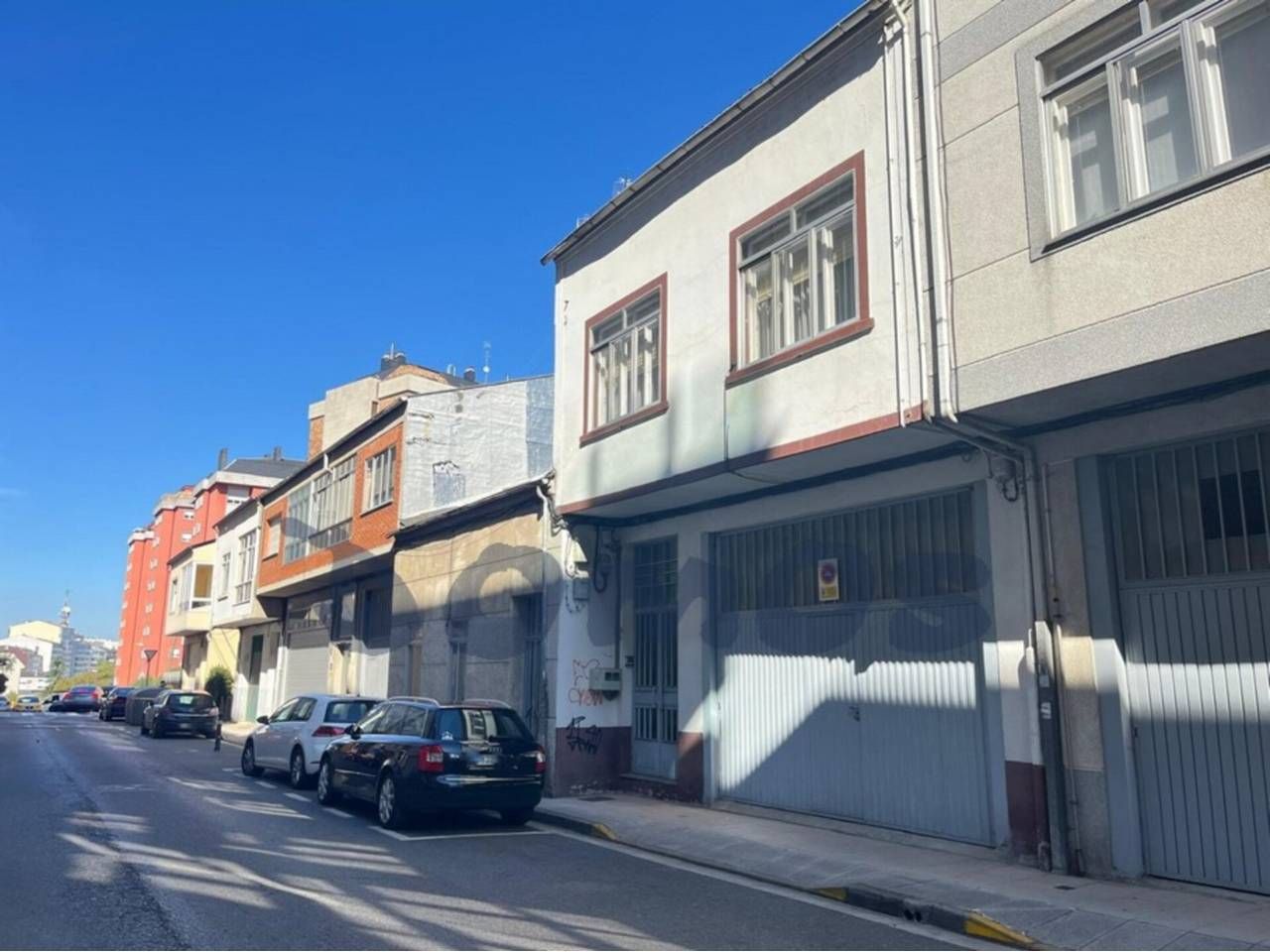 Vista exterior de Casa o xalet en venda en Lugo Capital amb Calefacció i Parquet