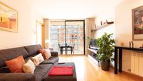 Living room of Flat for sale in Terrassa  with Air Conditioner, Terrace and Balcony