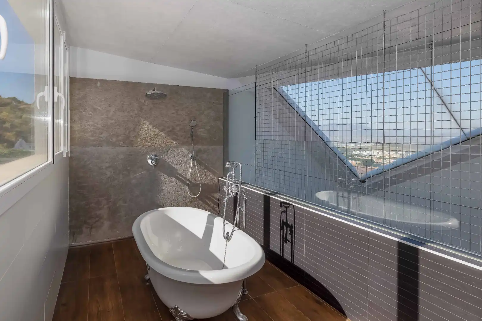 Bathroom of Houses for sale in Málaga  with Air Conditioner, Heating and Private garden