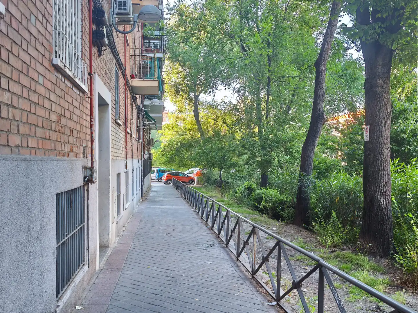 Exterior view of Flat for sale in Madrid  with Terrace, Oven and Washing machine
