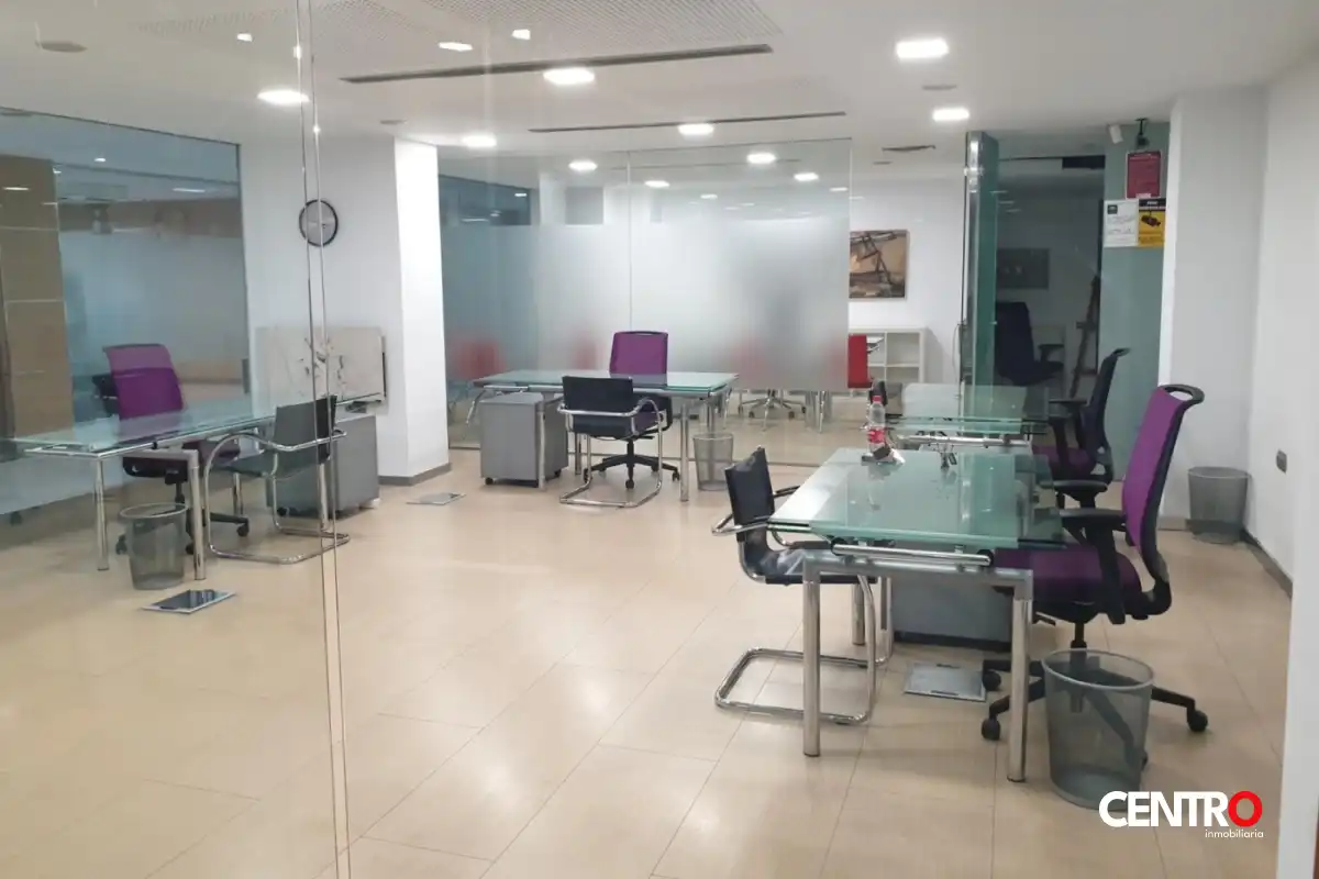 Piso con ascensor en venta en San Antón, imagen 2