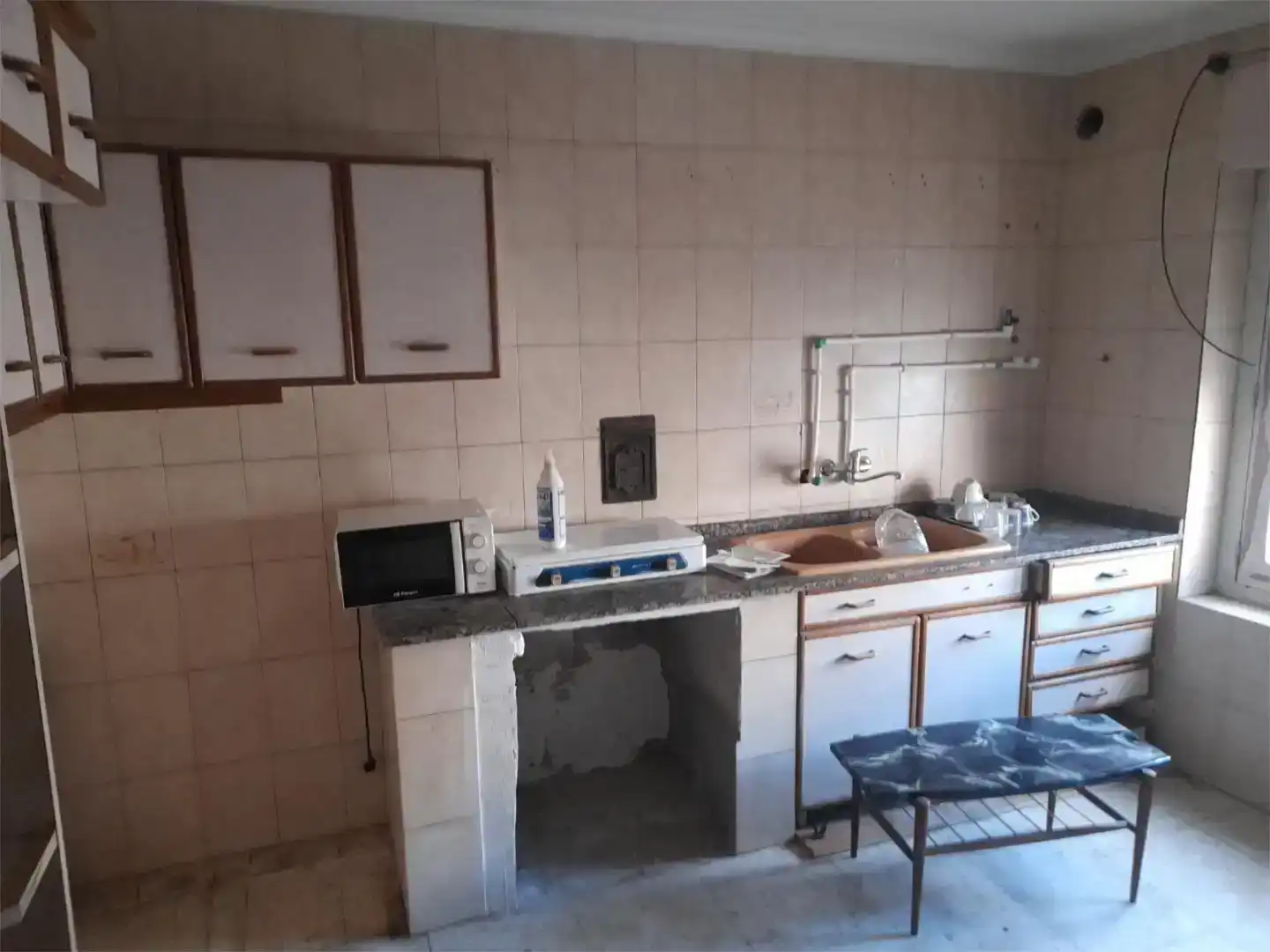Cuina de Casa adosada en venda en Mendavia amb Balcó