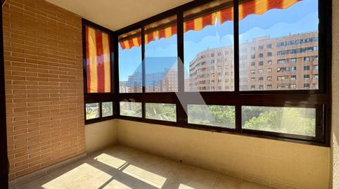 Foto 3 de Pis en venda a  Juan Sanchis Candela, Garbinet - Parque de las Avenidas, Alicante