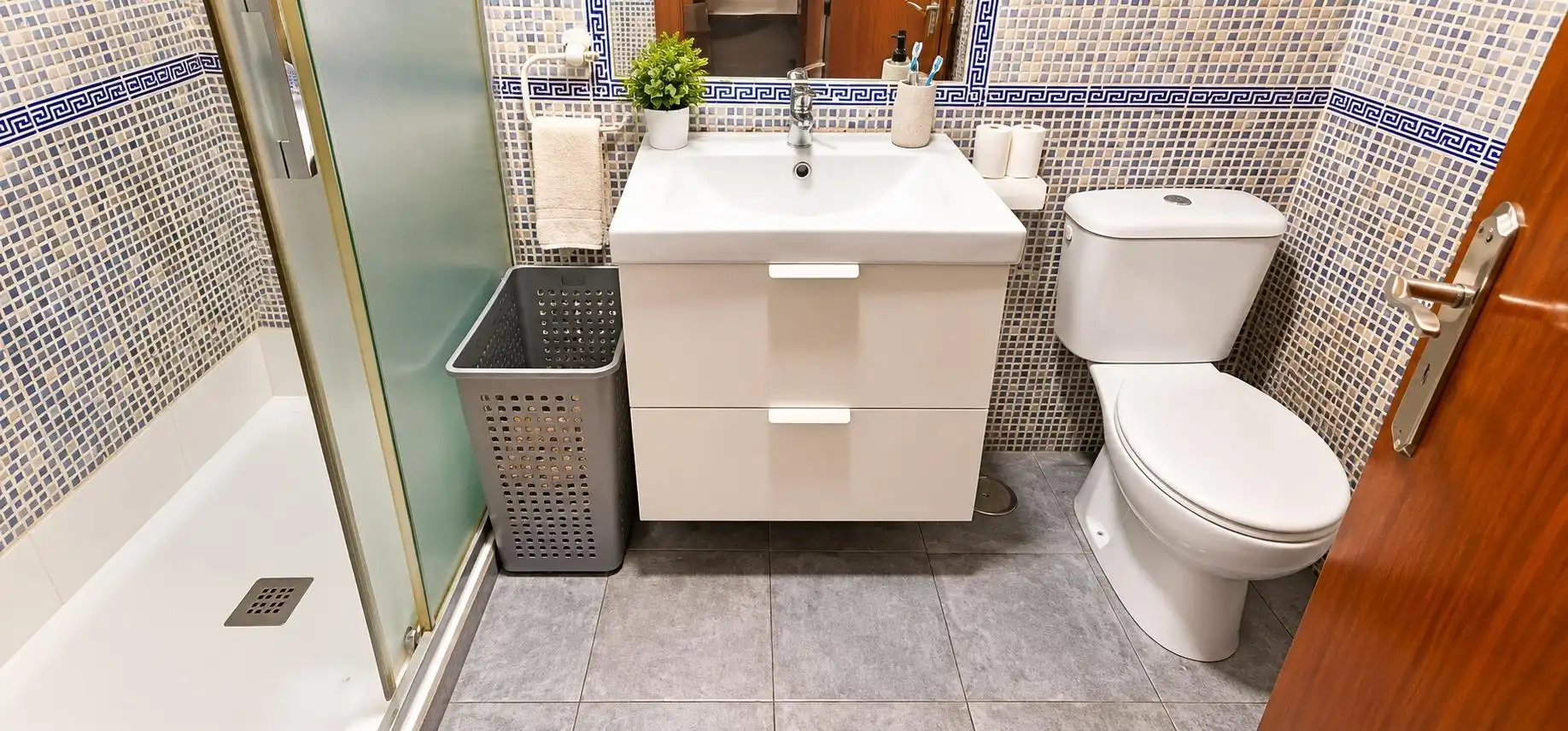 Bathroom of Flat for sale in Coca de la Piñera - El Carambolo