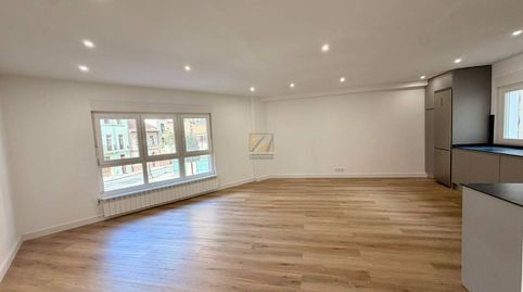 Photo 4 of Flat for sale in Avenida Pumarin, 46, Milán - Pumarín, Oviedo