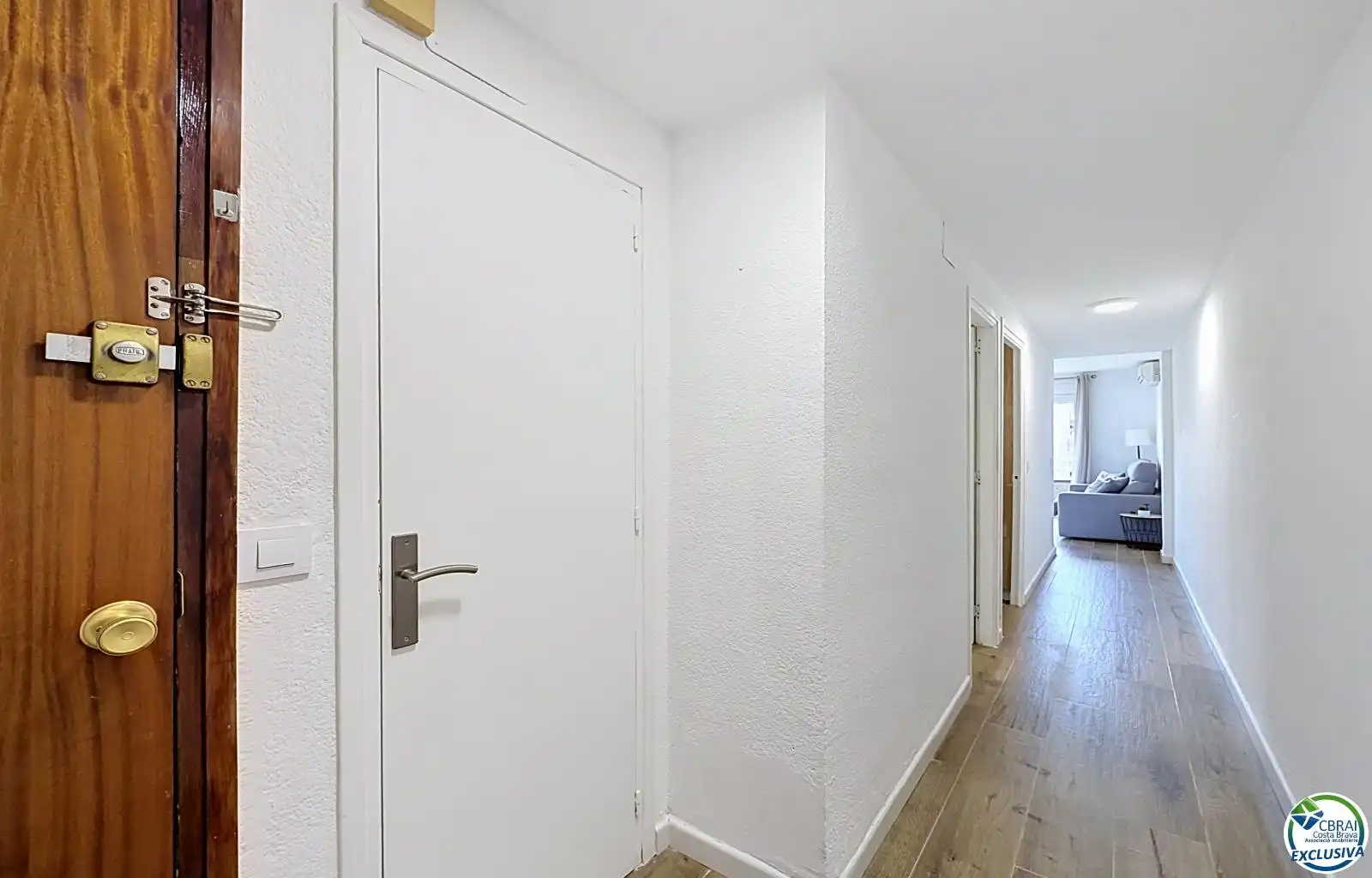 Flat for sale in Roses  with Air Conditioner, Terrace and Furnished
