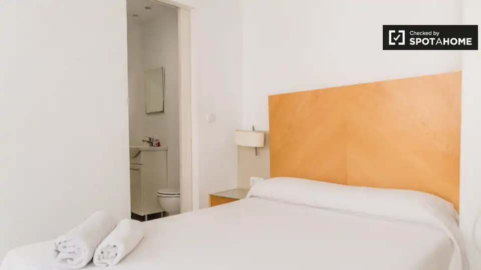 Flat with terrace to rent in Algirós, imagen 6