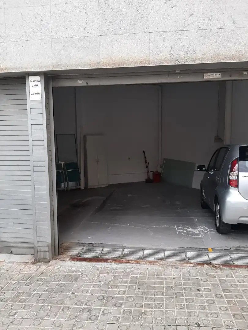 Garage zum Verkauf in Mataró