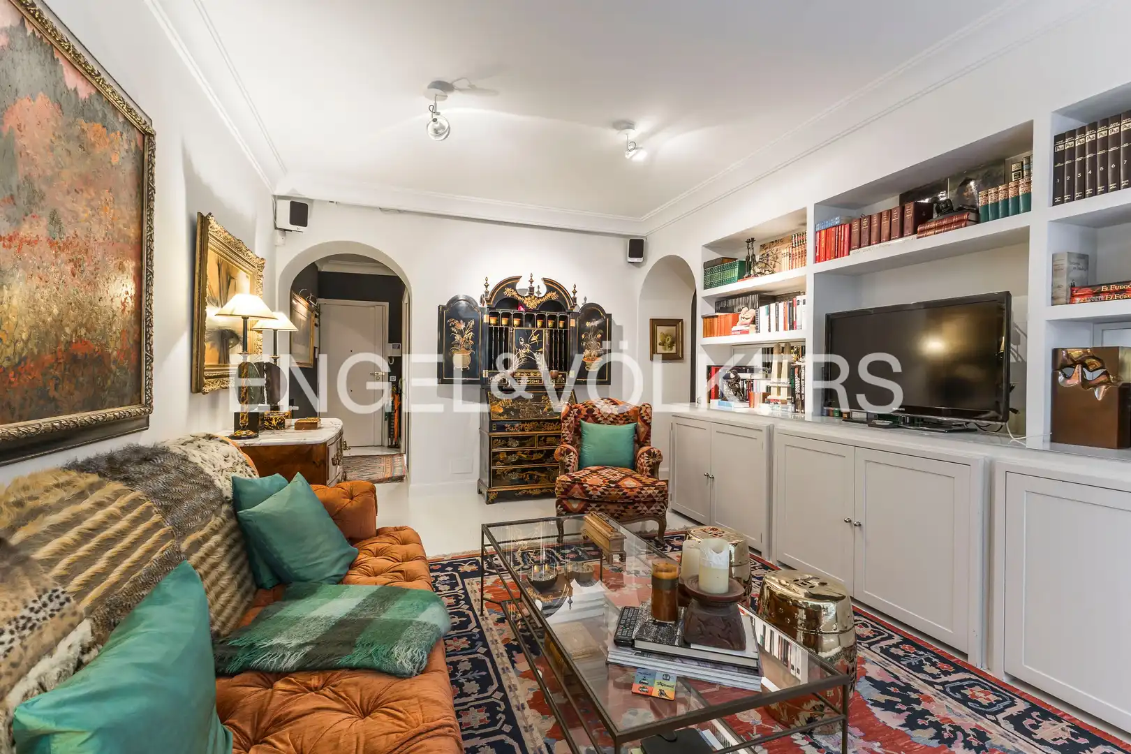 Living room of Flat for sale in Madrid  with Air Conditioner, Heating and Private garden