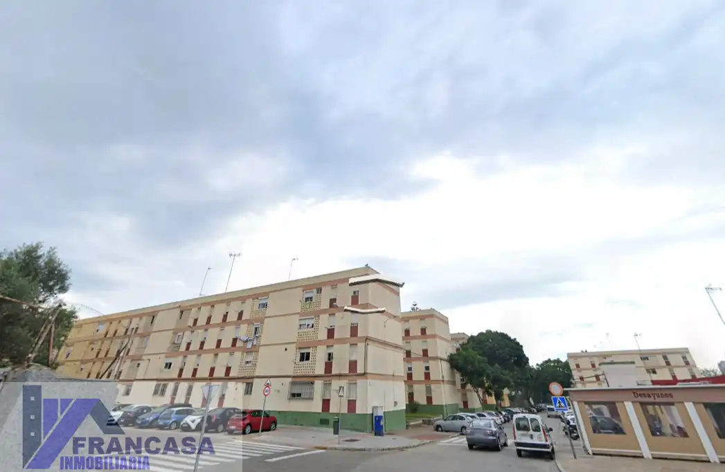 Vista exterior de Piso en venta en San Fernando