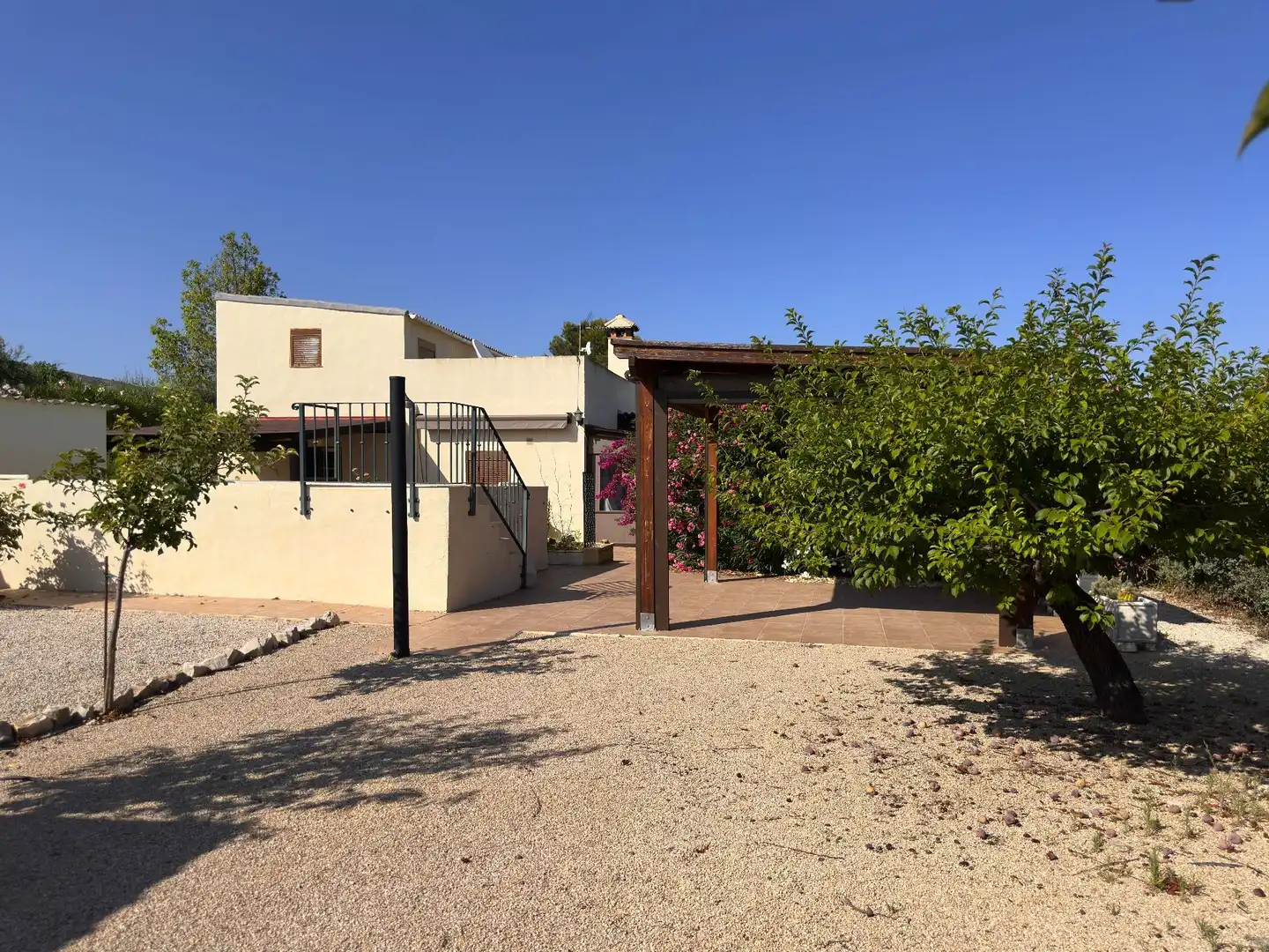 Exterior view of Houses for sale in Ontinyent  with Air Conditioner, Heating and Storage room