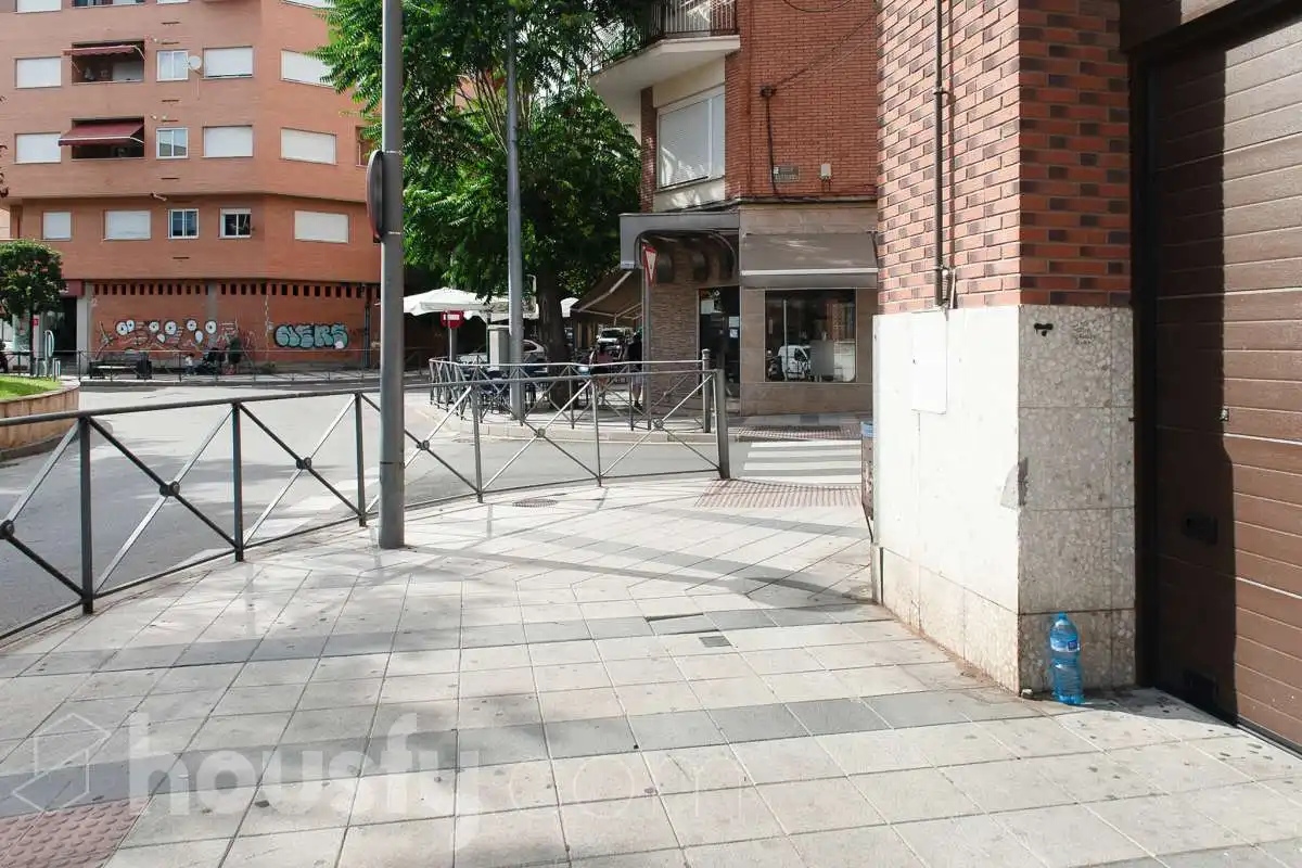 Vista exterior de Pis en venda en Puertollano amb Aire condicionat, Terrassa i Moblat