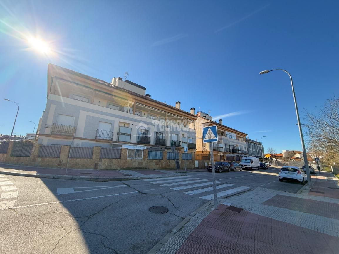 Exterior view of Flat for sale in Collado Villalba  with Air Conditioner, Heating and Terrace