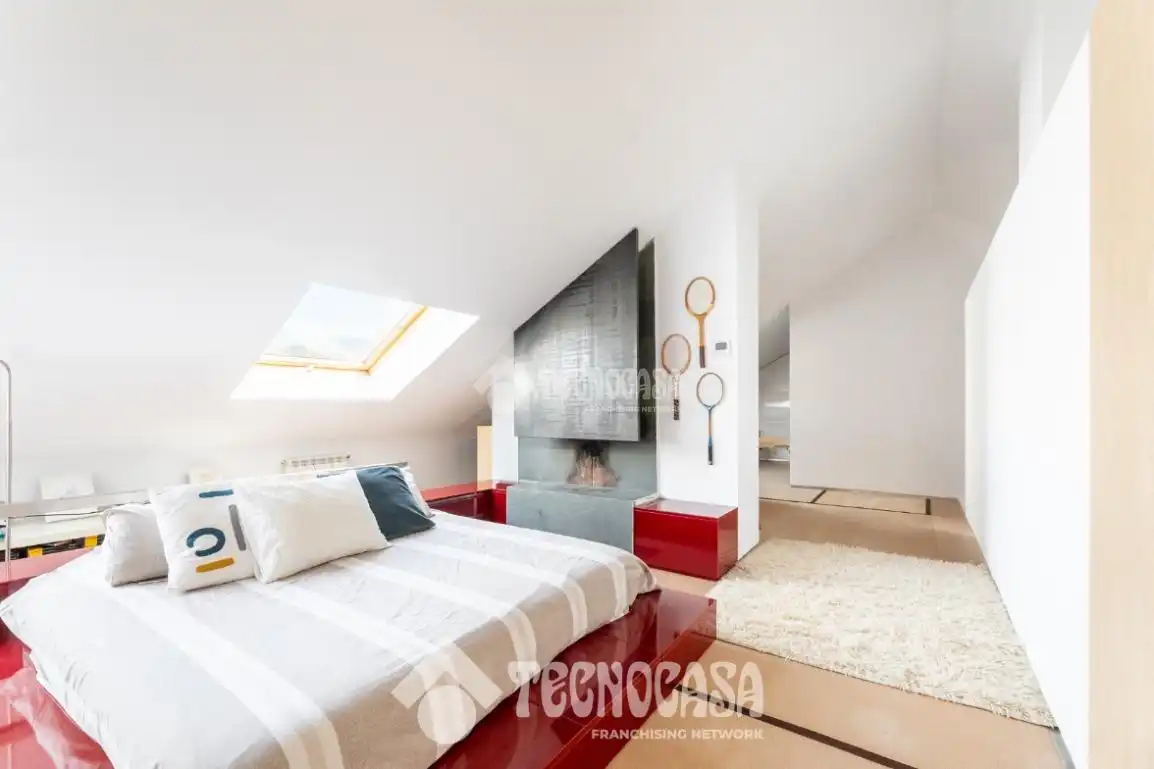 Bedroom of Flat for sale in Las Rozas de Madrid  with Storage room and Community pool