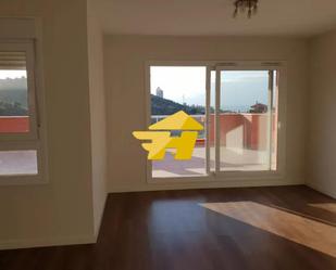 Dormitori de Àtic de lloguer en Málaga Capital amb Aire condicionat, Jardí privat i Piscina