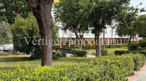 Foto 4 de Piso en venta en Urbanizacion Parque Giralda, 1, La Hacienda - Nueva Andalucía, Dos Hermanas