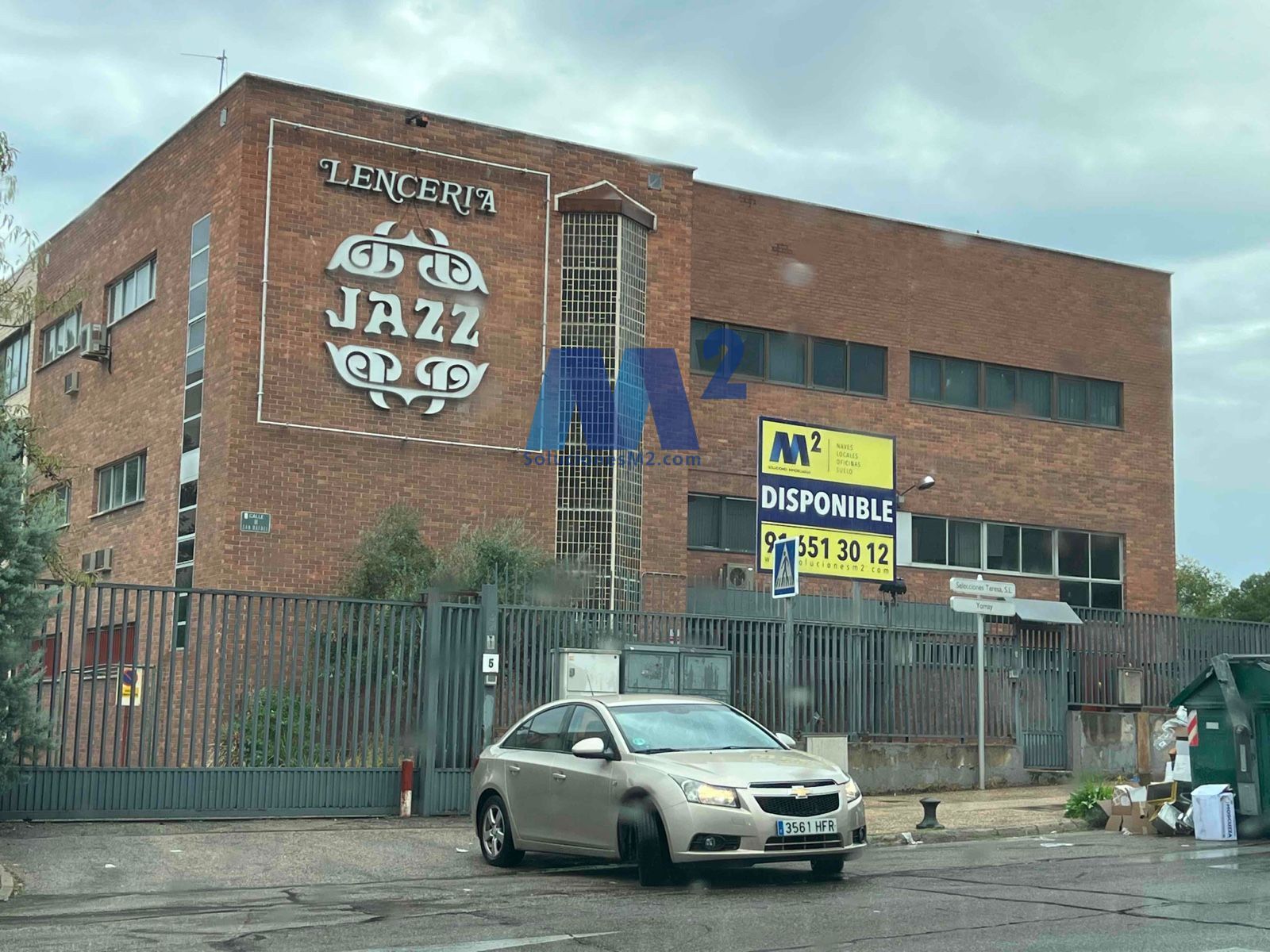 Vista exterior de Nau industrial en venda en Alcobendas