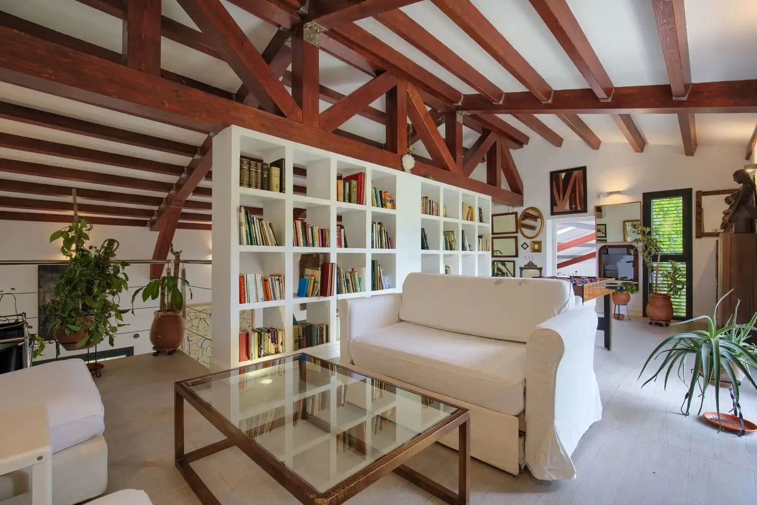 Living room of Country homes for sale in Jaraicejo  with Storage room and Community pool