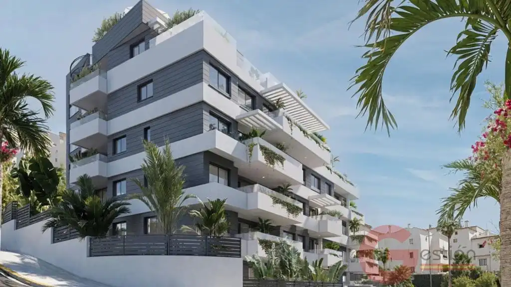 Apartament amb piscina en venda a Estepona Pueblo, imagen 5