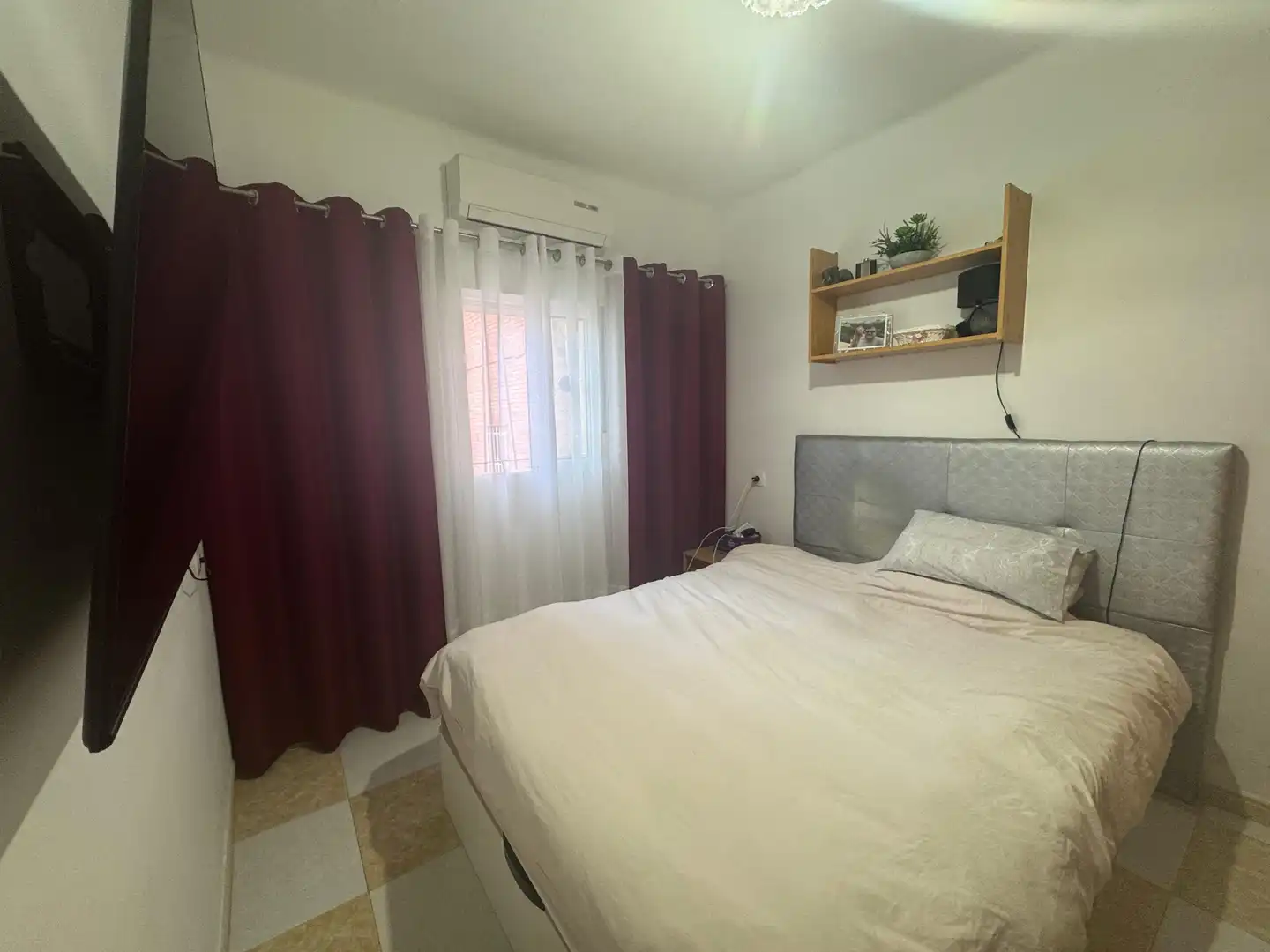 Bedroom of Flat for sale in Sevilla