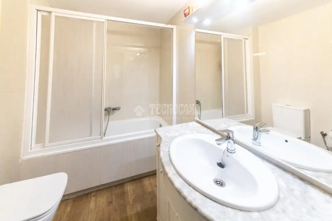 Flat with terrace for sale in Can Toni, imagen 32