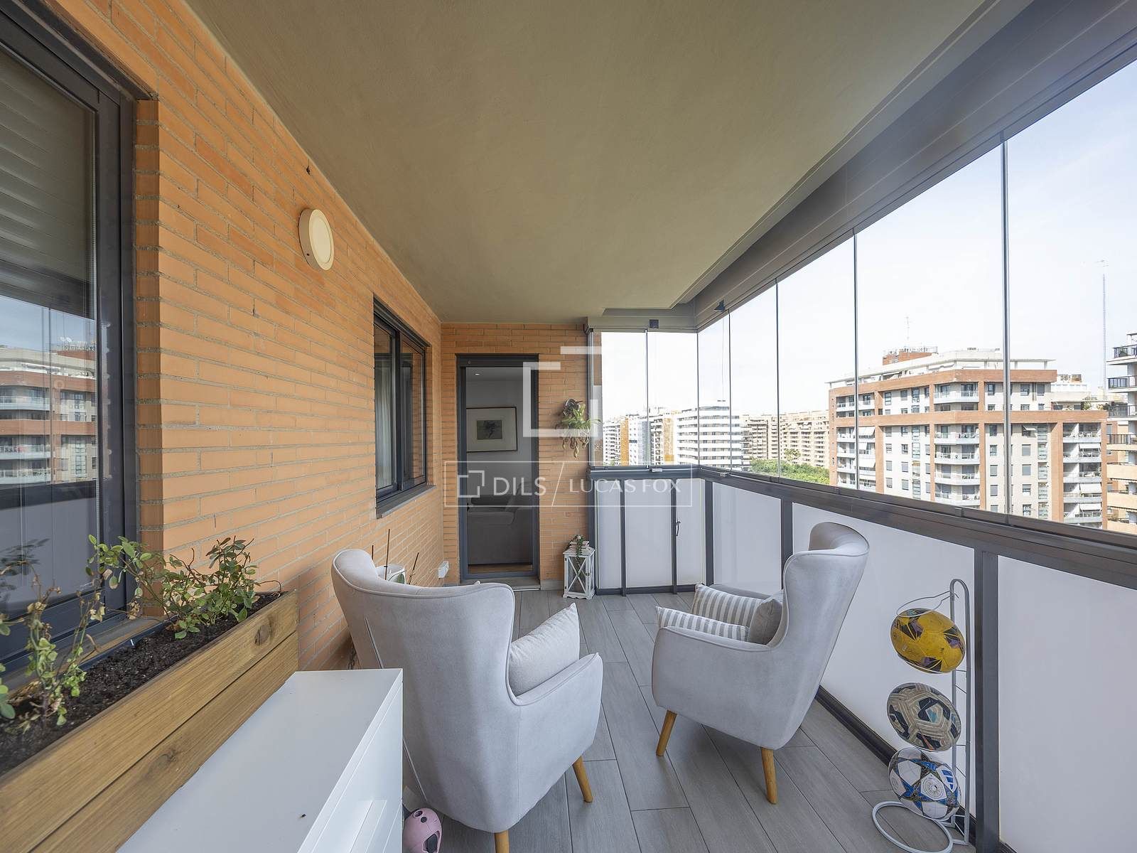 Balcony of Flat for sale in  Valencia Capital  with Air Conditioner, Heating and Private garden