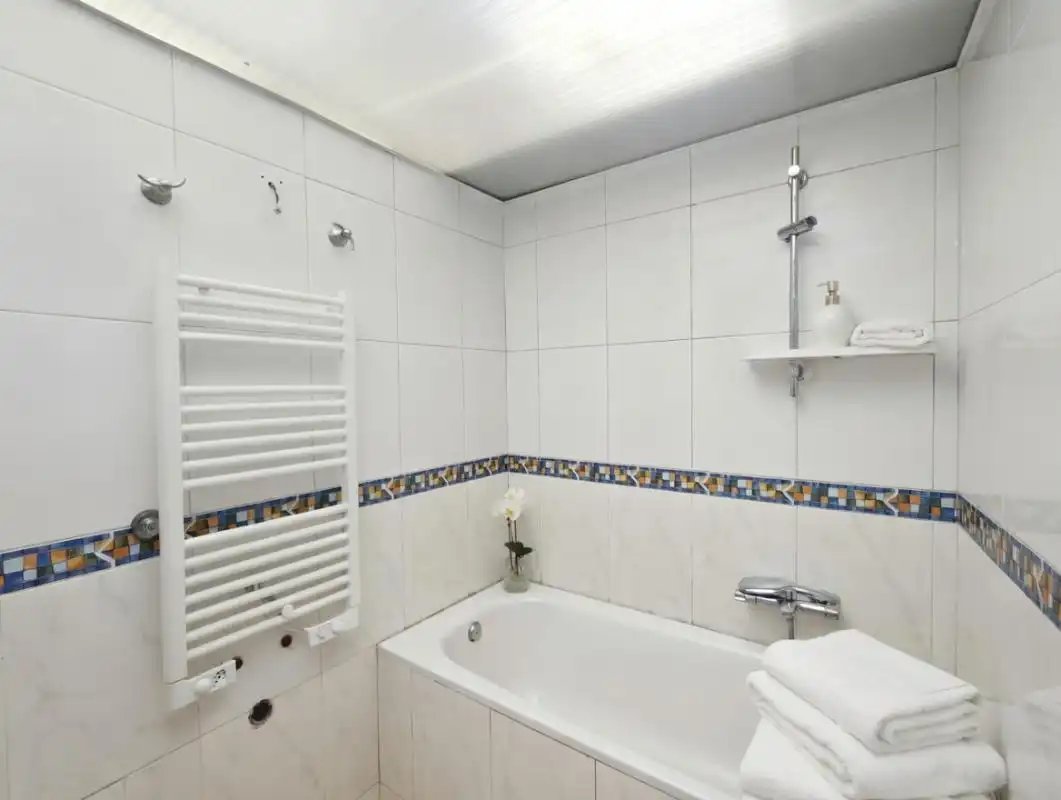 Bany de Dúplex en venda en Barcelona amb Aire condicionat, Calefacció i Terrassa