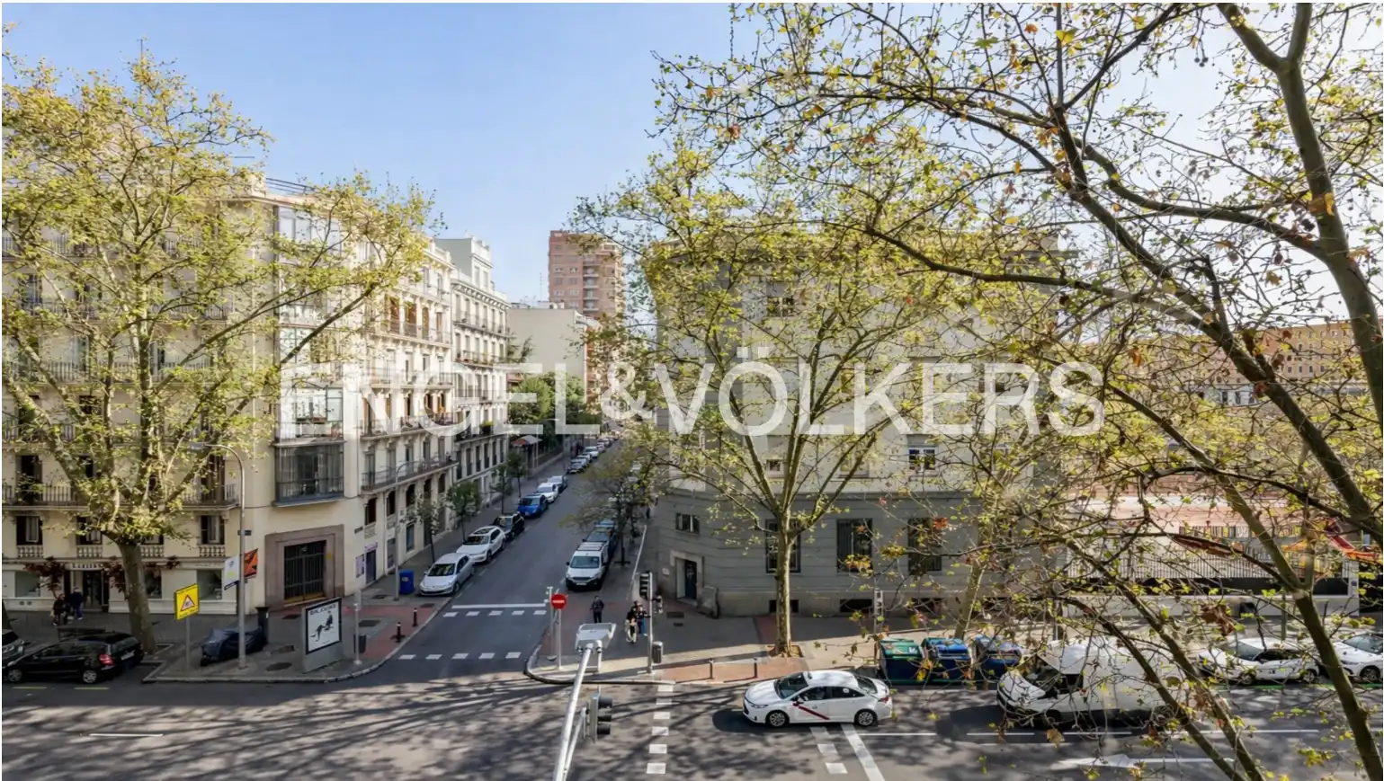Vista exterior de Pis en venda en Madrid amb Aire condicionat, Calefacció i Parquet