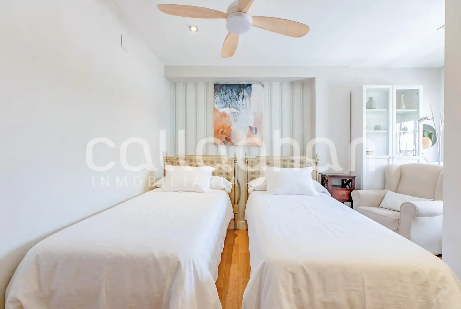 Habitación de Piso en venta en Valencia con Aire acondicionado, Calefacción y Balcón