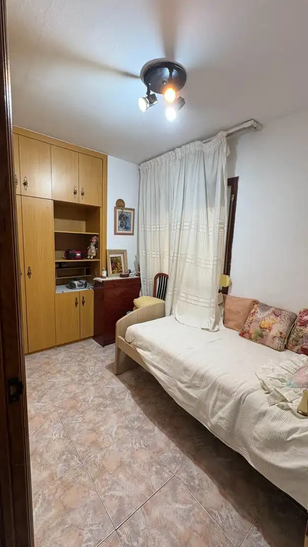 Dormitori de Pis en venda en Can Sant Joan
