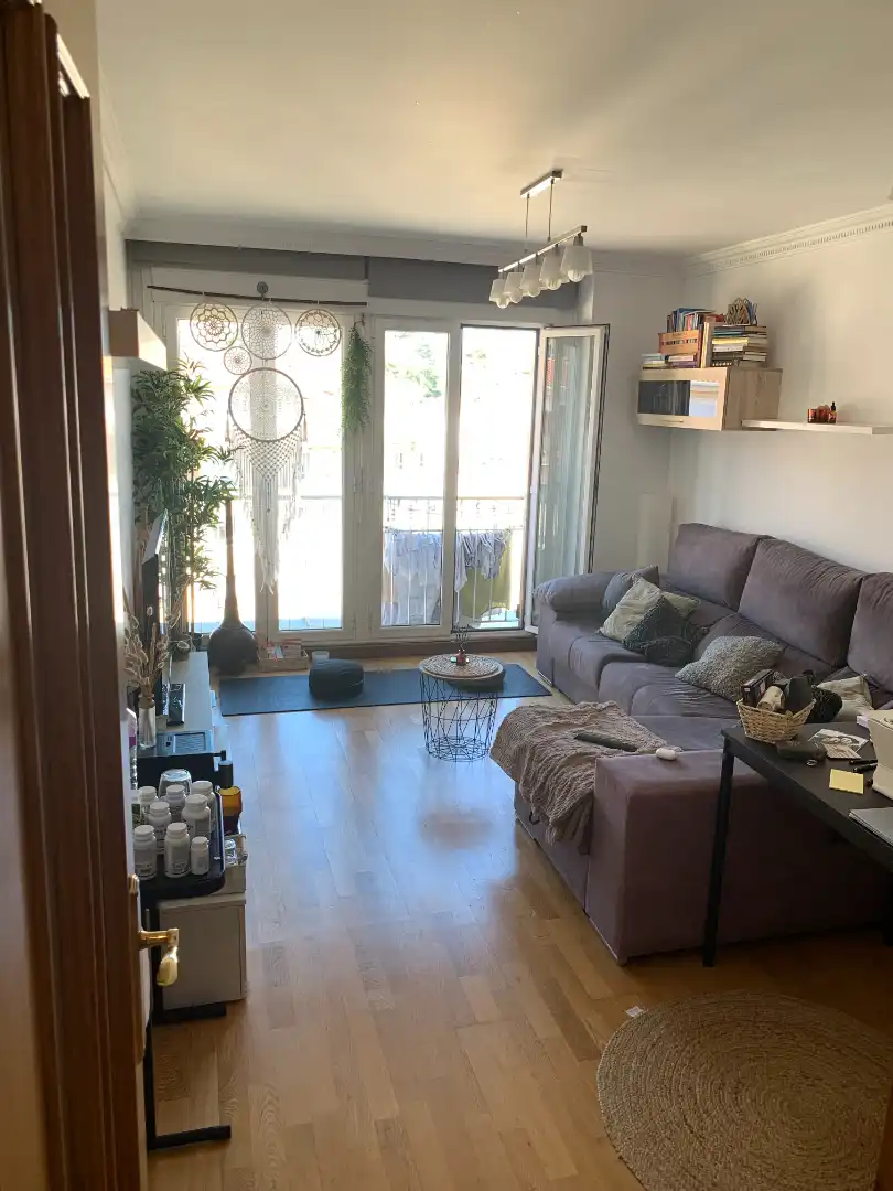 Wohnzimmer von Dachboden zum Verkauf in Poio mit Heizung, Parkett und Abstellraum