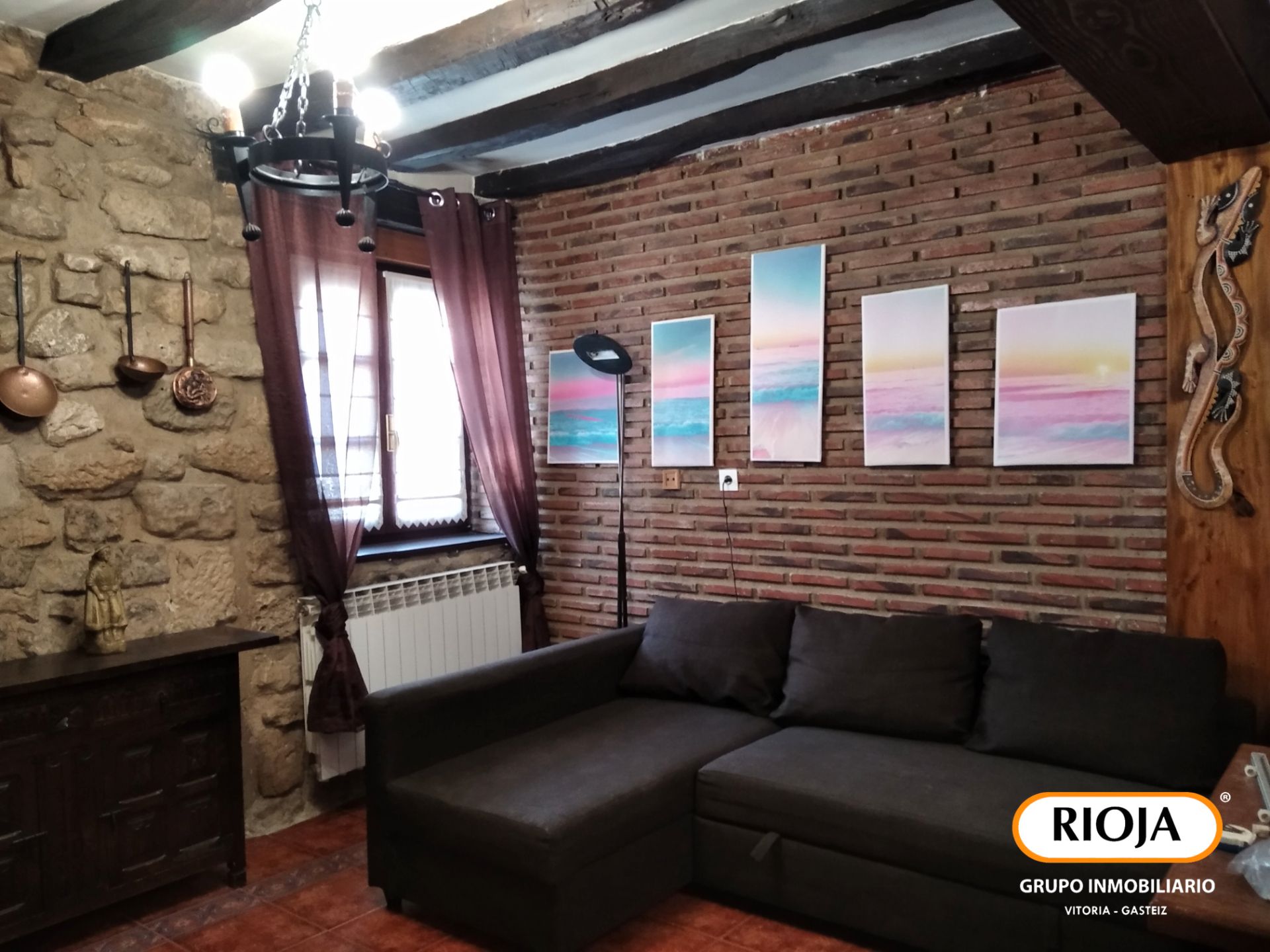 Living room of Country house for sale in Condado de Treviño  with Furnished
