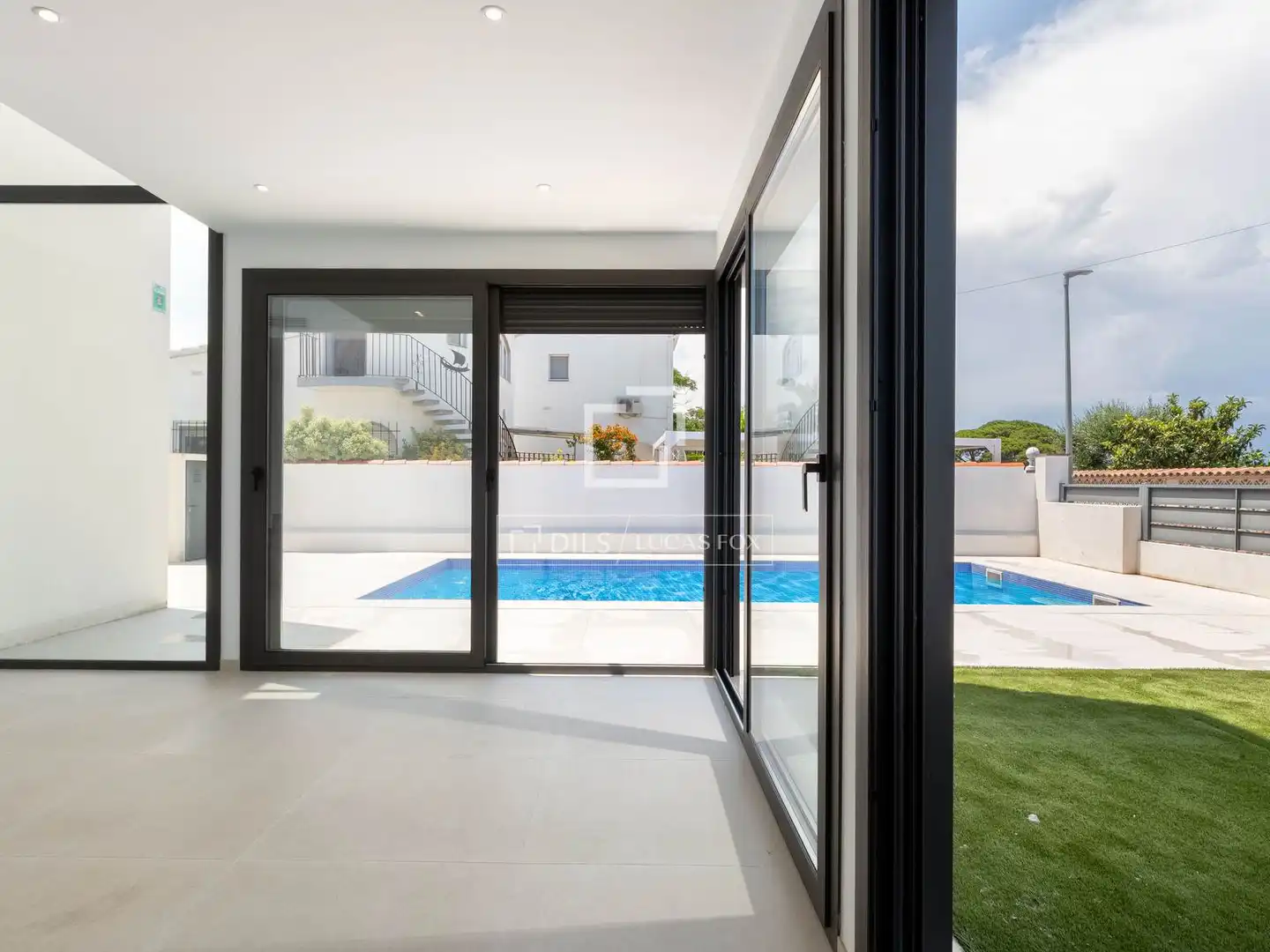 Chalet con piscina en venta en Requesens, imagen 9