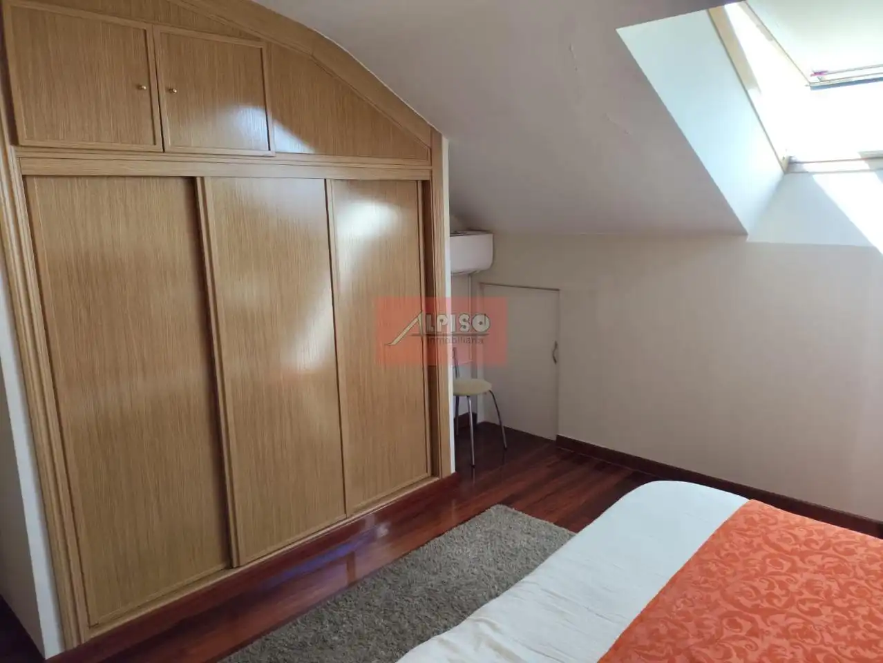 Bedroom of Duplexes for rent in Ourense Capital   with Air Conditioner, Heating and Parquet flooring