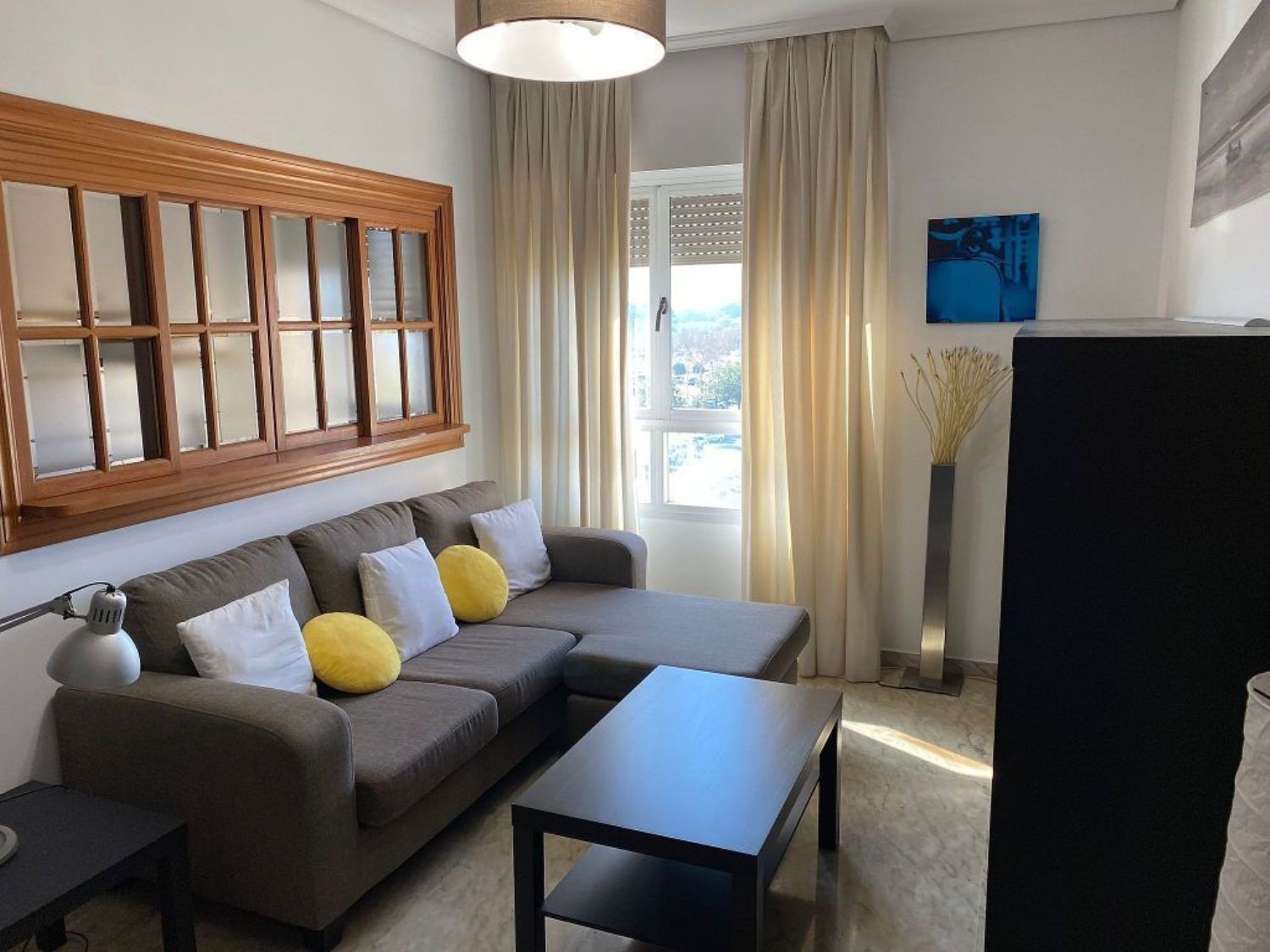 Sala d'estar de Pis de lloguer en  Sevilla Capital amb Aire condicionat, Calefacció i Terrassa