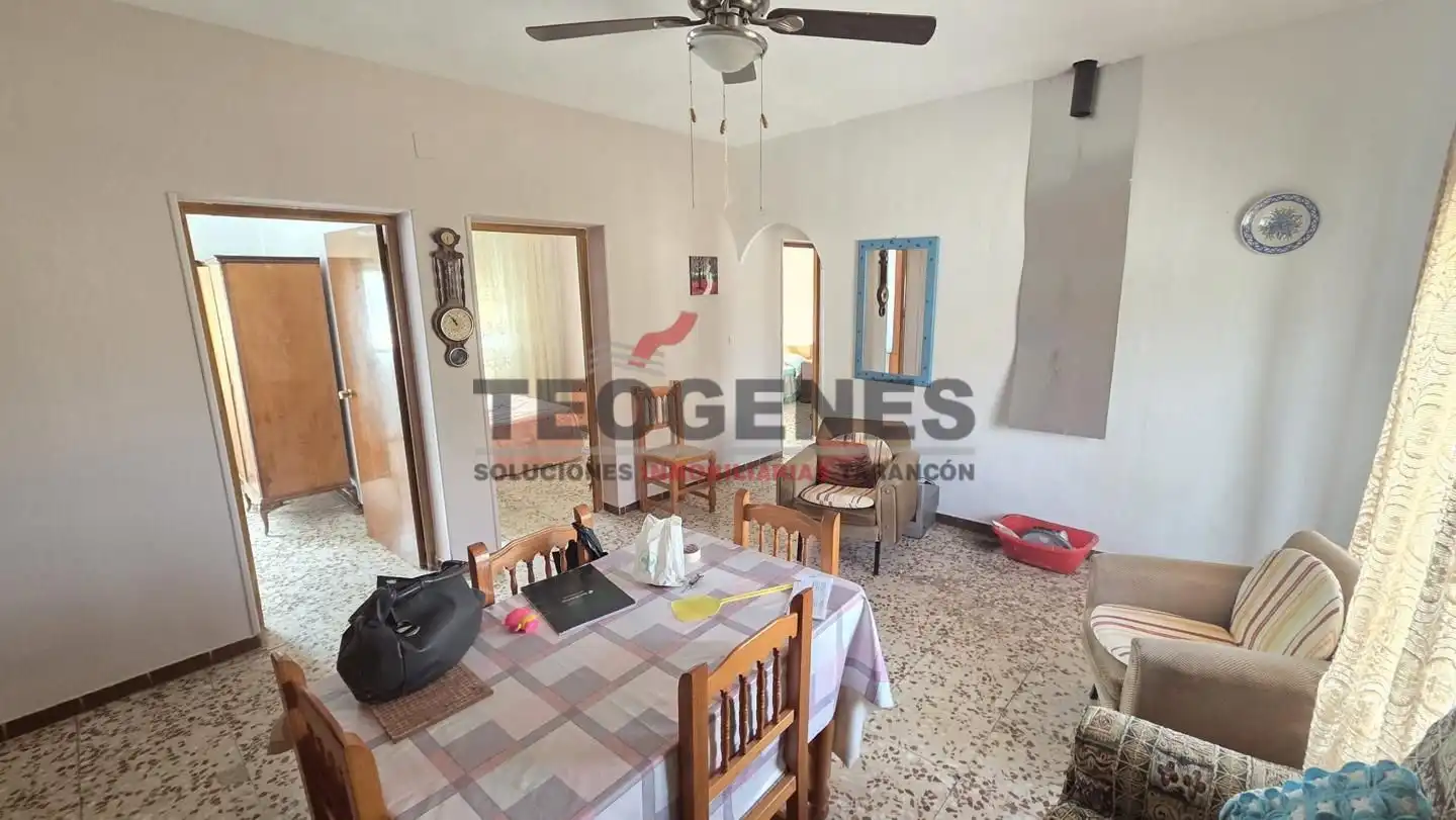 Houses for sale in Fuente de Pedro Naharro  with Heating, Terrace and Storage room