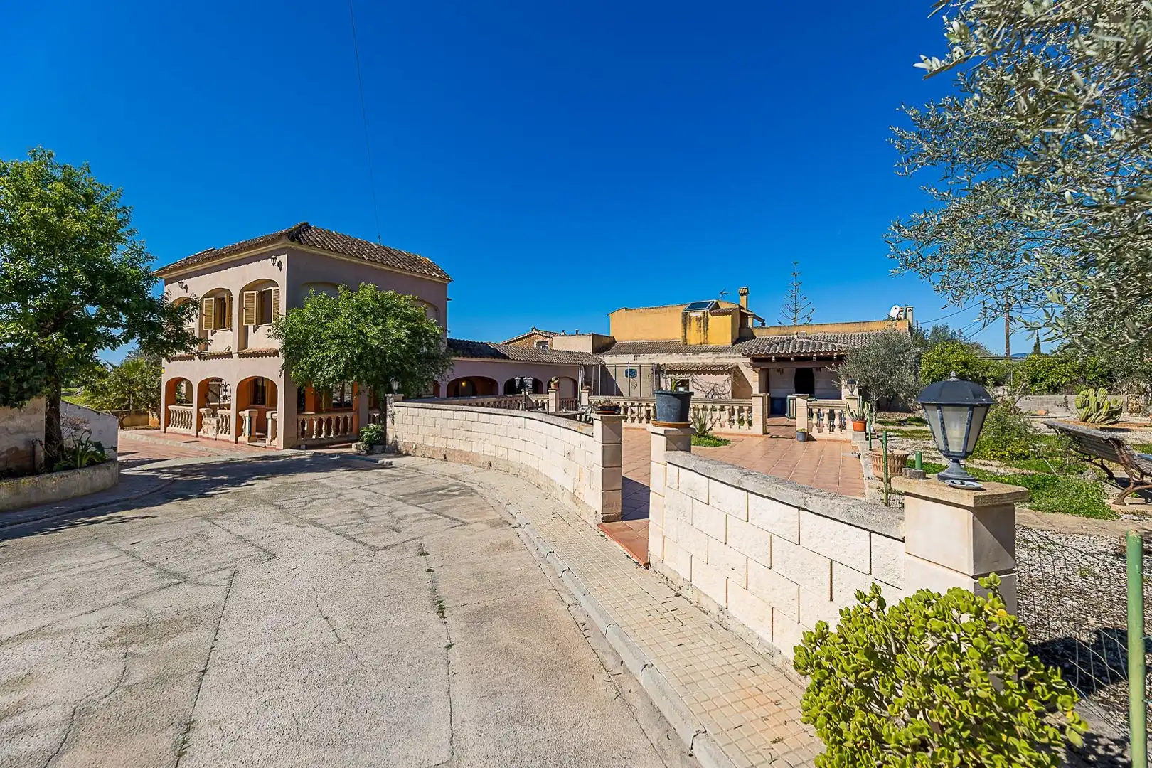 Außenansicht von Country house zum Verkauf in  Palma de Mallorca mit Klimaanlage, Heizung und Privatgarten