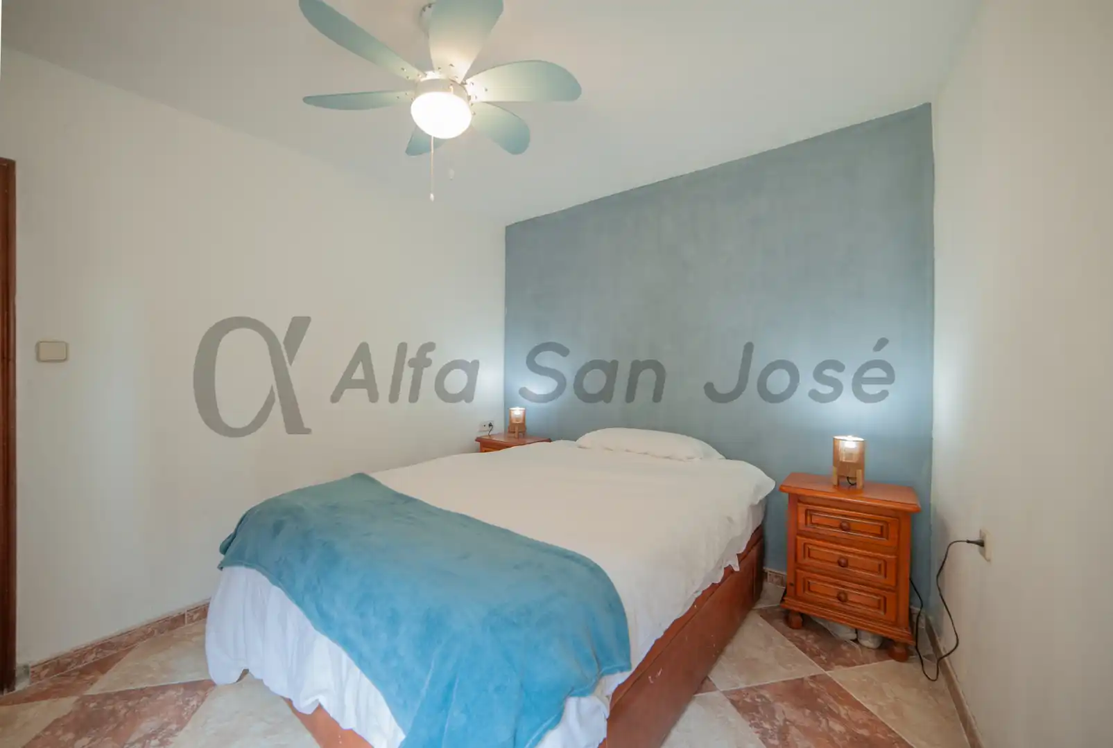 Bedroom of Flat for sale in Sevilla  with Furnished and Oven