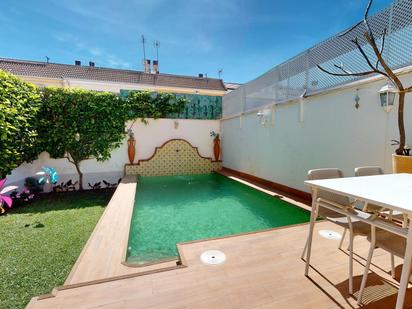 Swimming pool of House or chalet for sale in  Córdoba Capital  with Air Conditioner, Terrace and Swimming Pool